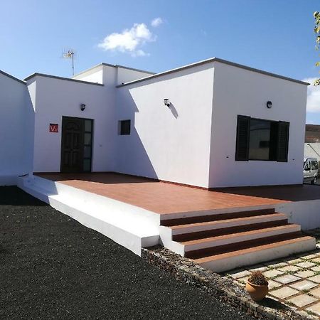 Vivienda Vacacional La Canada Tinajo Ngoại thất bức ảnh